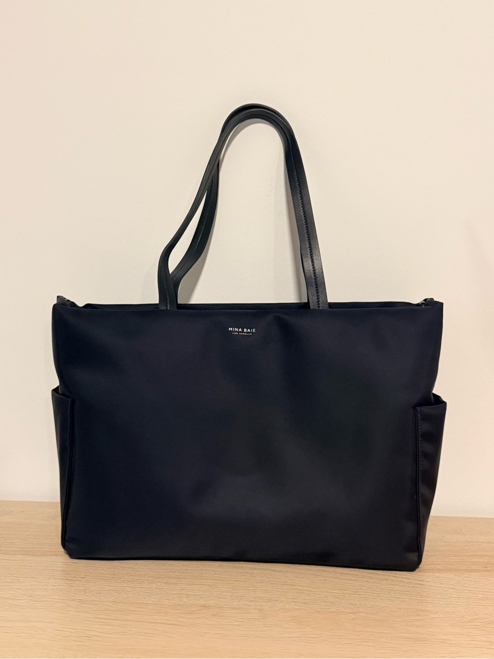 Mina Baie Nika Tote in Nylon Midnight